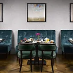 Intercontinental By Ihg 5*