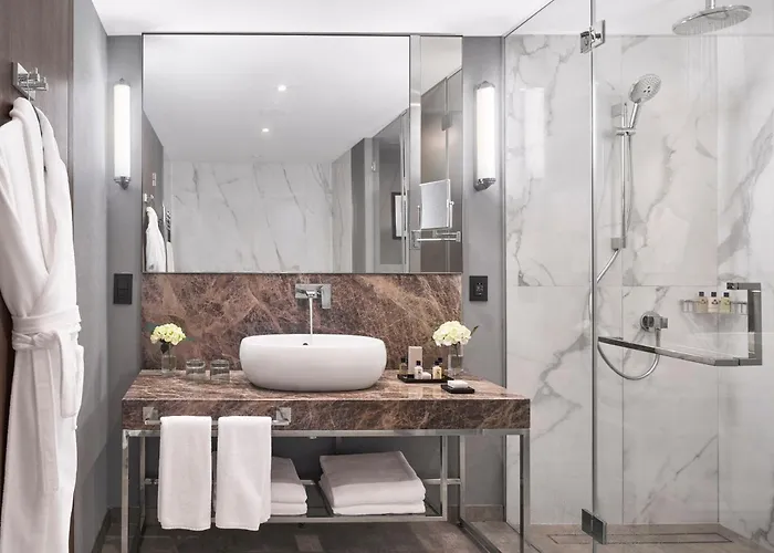 호텔 Intercontinental By Ihg 5*