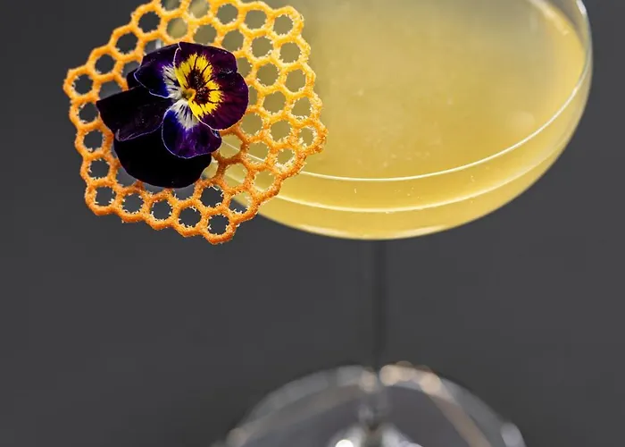 Intercontinental By Ihg Хотел 5*