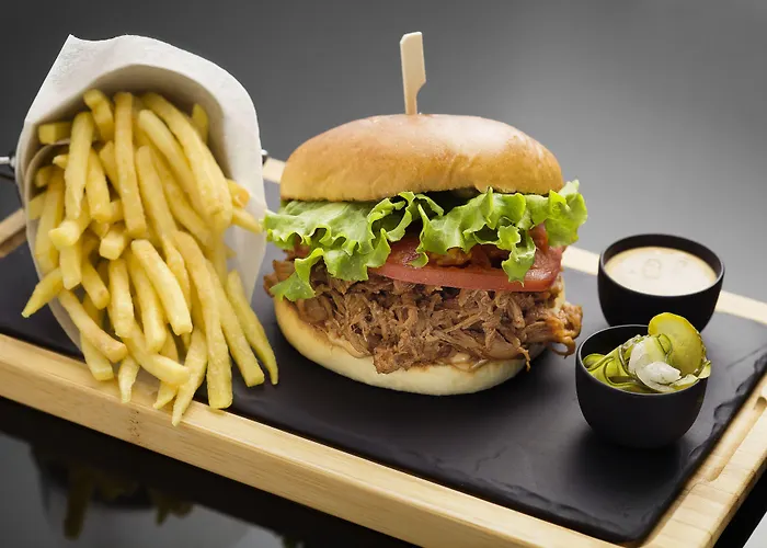 Хотел Intercontinental By Ihg София