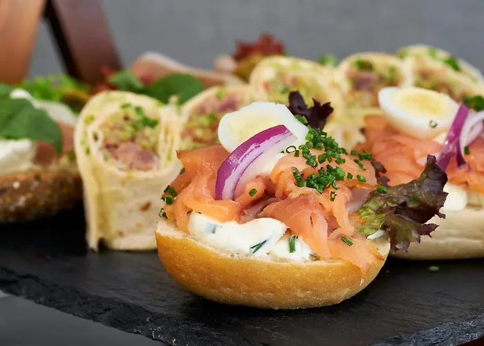 Intercontinental By Ihg 5*