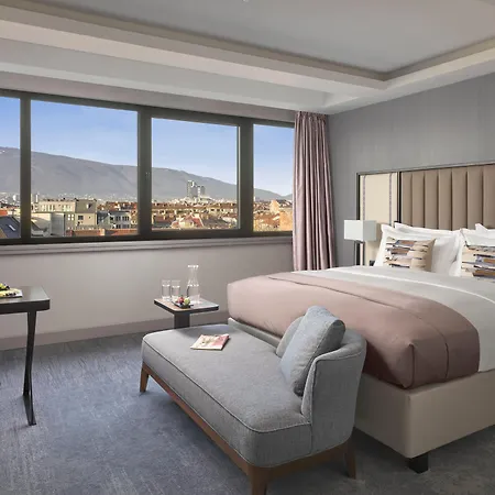 فندق إنتركونتيننتال 5*