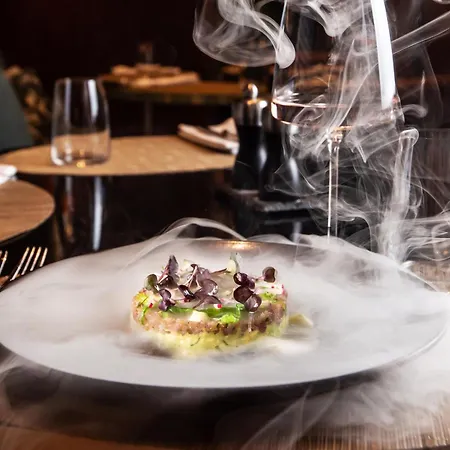 فندق إنتركونتيننتال