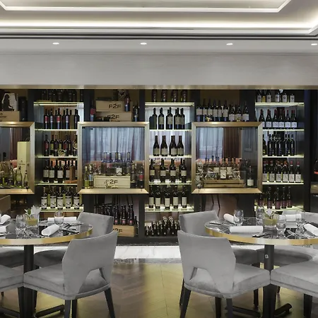 Intercontinental By Ihg Хотел София