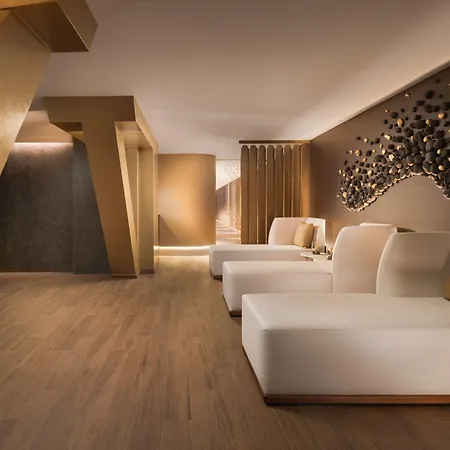 Intercontinental By Ihg