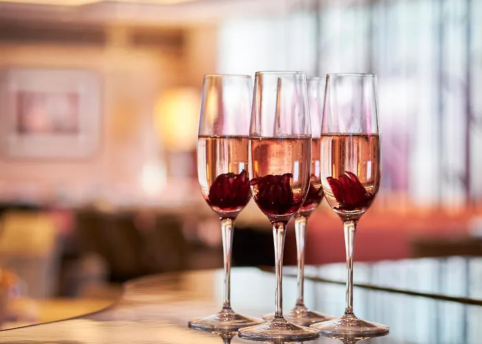 Intercontinental By Ihg 5*