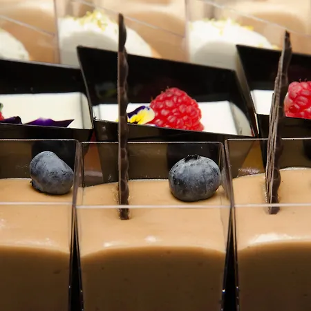 Intercontinental By Ihg Отель София
