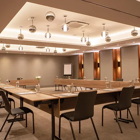 Отель Intercontinental By Ihg
